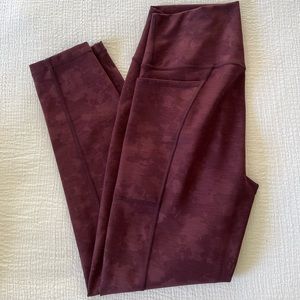 Sweat Betty Leggings, Size Medium